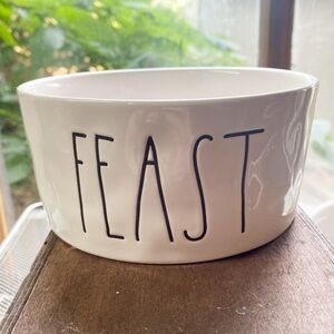 Rae Dunn “Feast” Bowl.. Dish 6”  Human/Dog/Cat/Pet